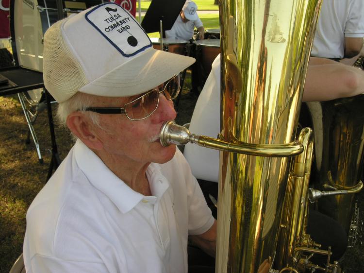 Dale
							Chase - Tuba
